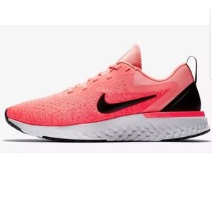Nike Women's odyssey react shoes